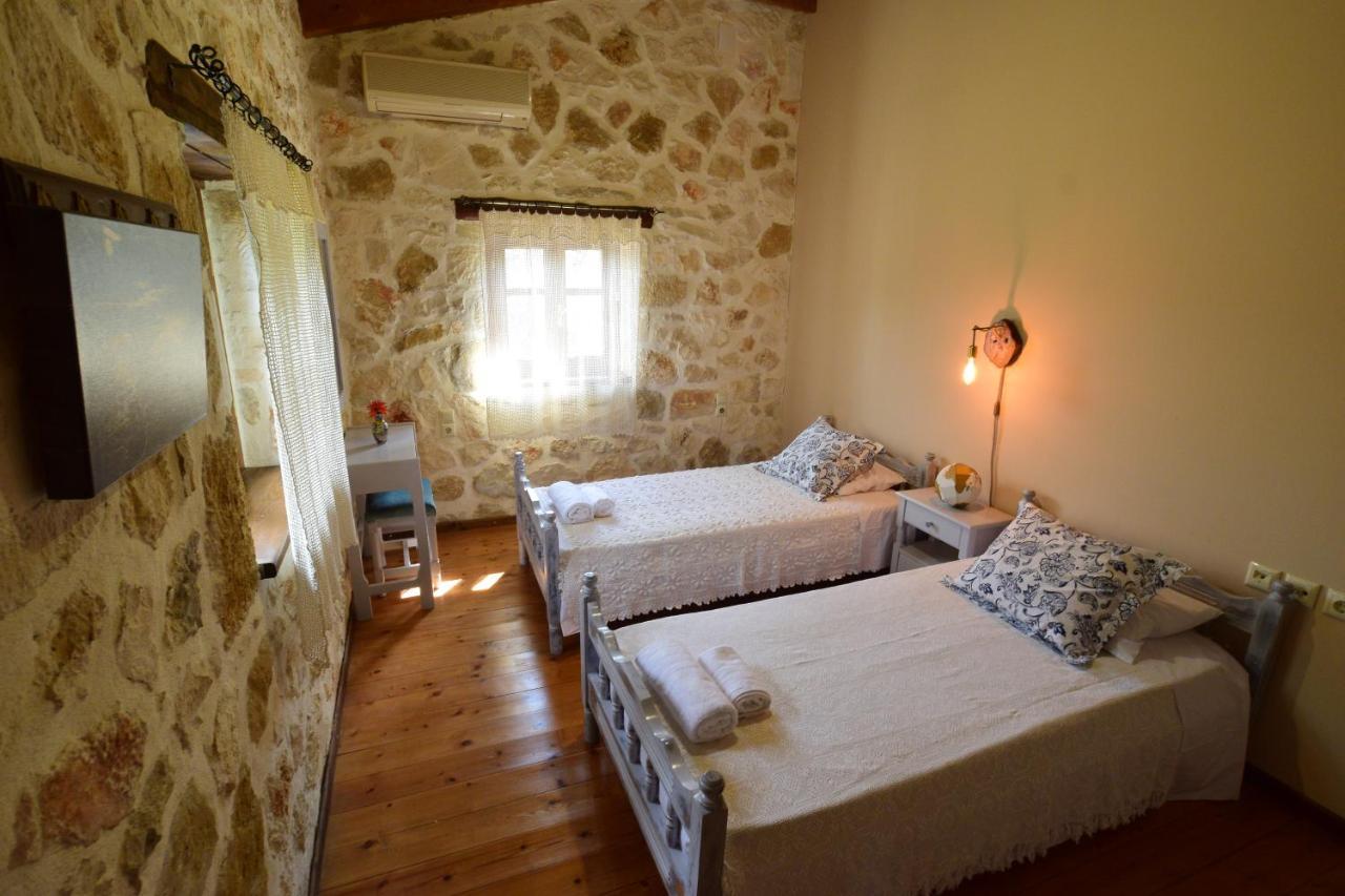 Kidoni Villa *